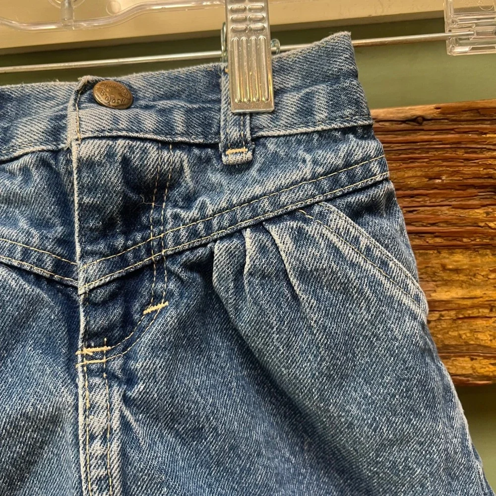 Vintage OshKosh Bgosh Girls Denim Skirt 4T Medium Wash Made in USA Pleated 90s